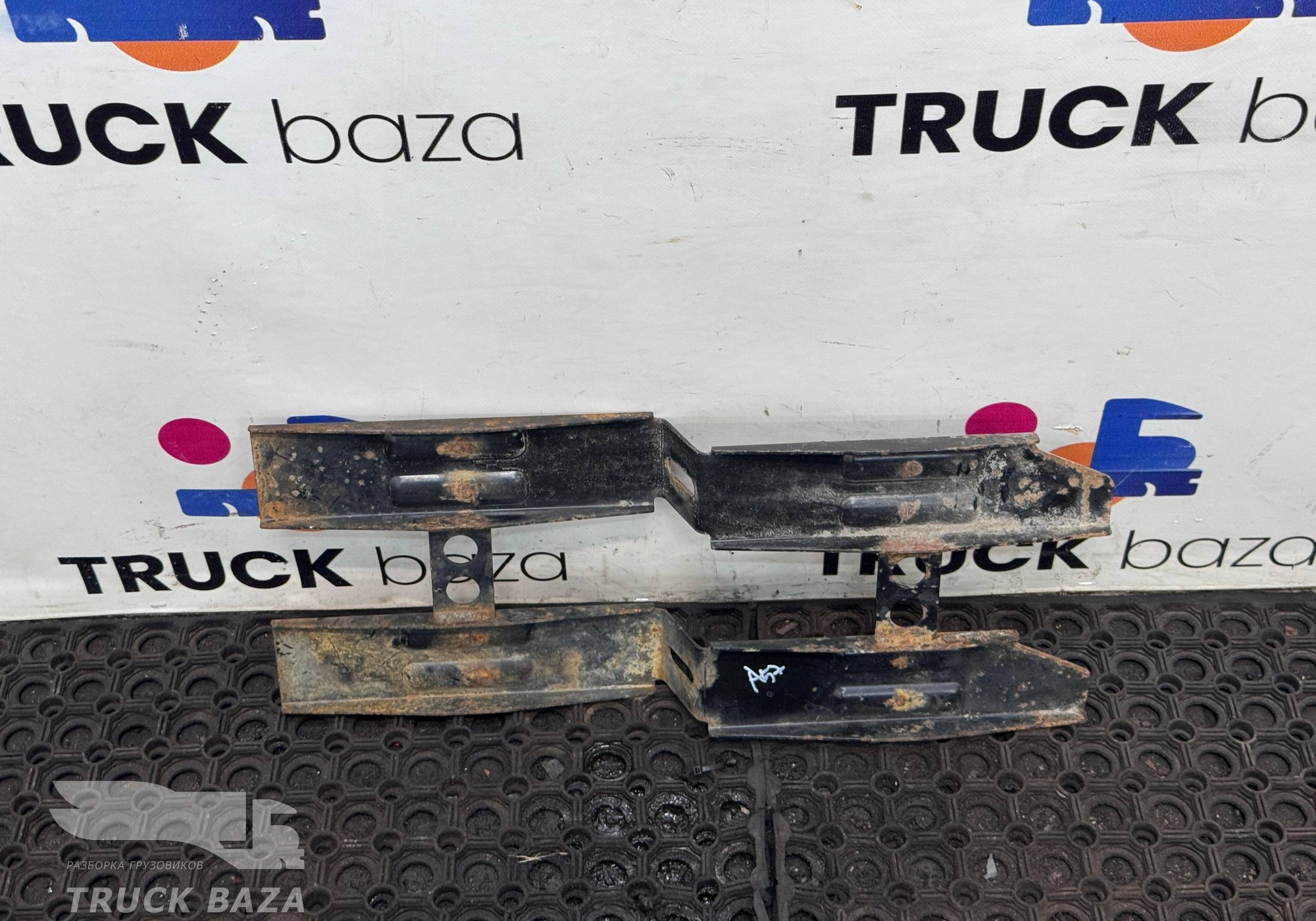 A9605400419 Кронштейн крепления аккумулятора для Mercedes-Benz Actros New Actros MP4 (с 2011)