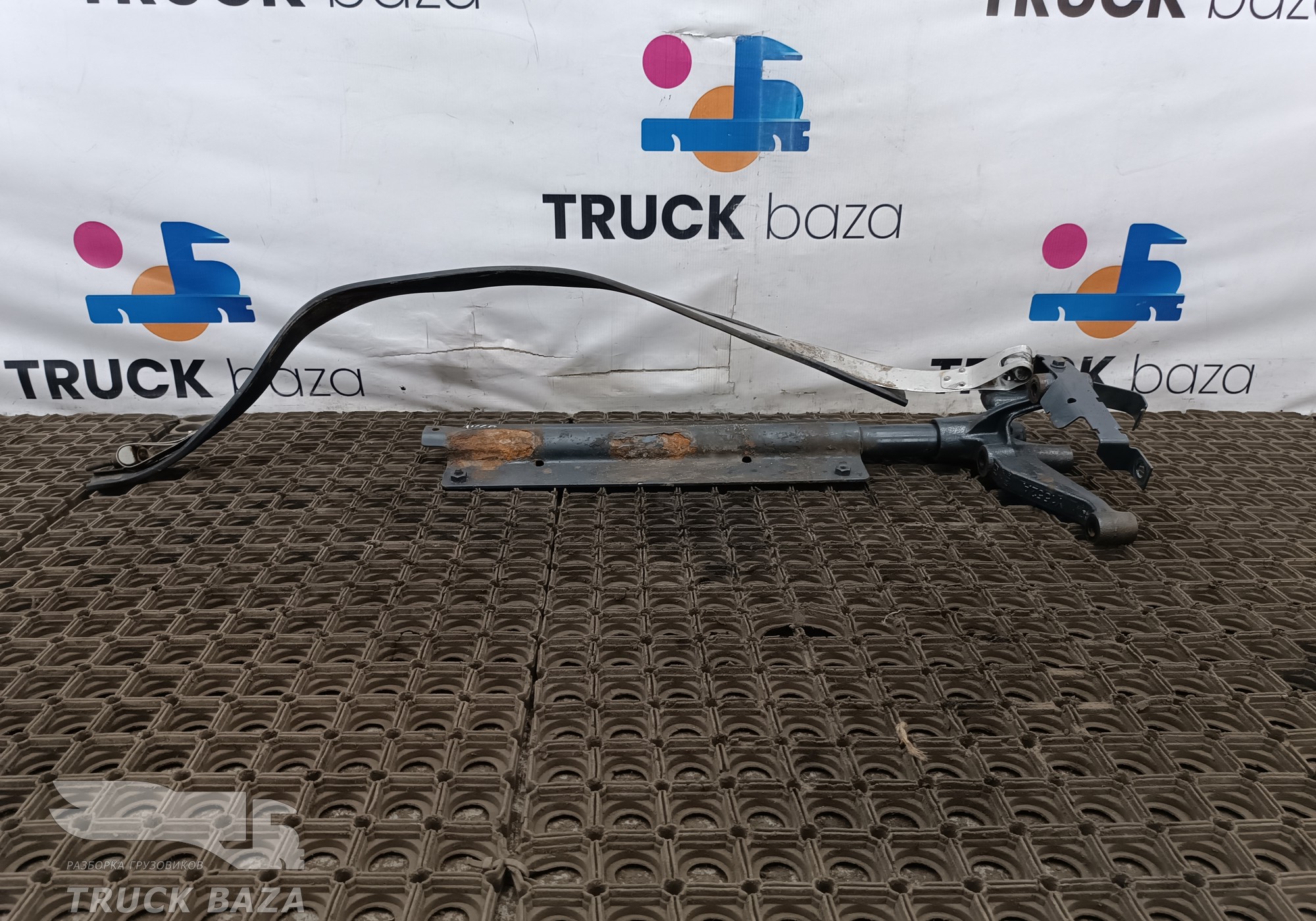41297921 Кронштейн бака AdBlue для Iveco Stralis