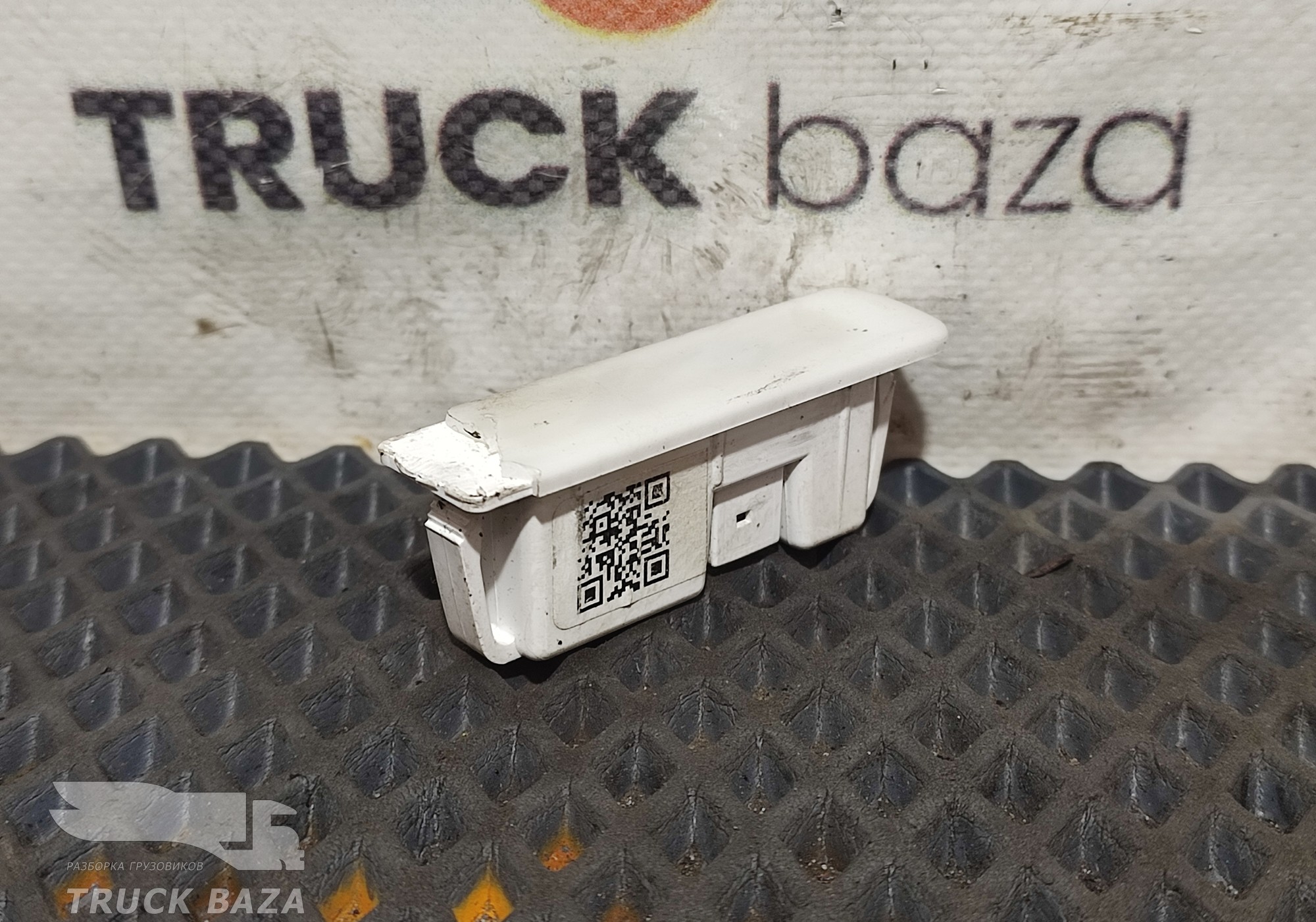 549013715010 Фонарь подсветки подножки для КАМАЗ 54901