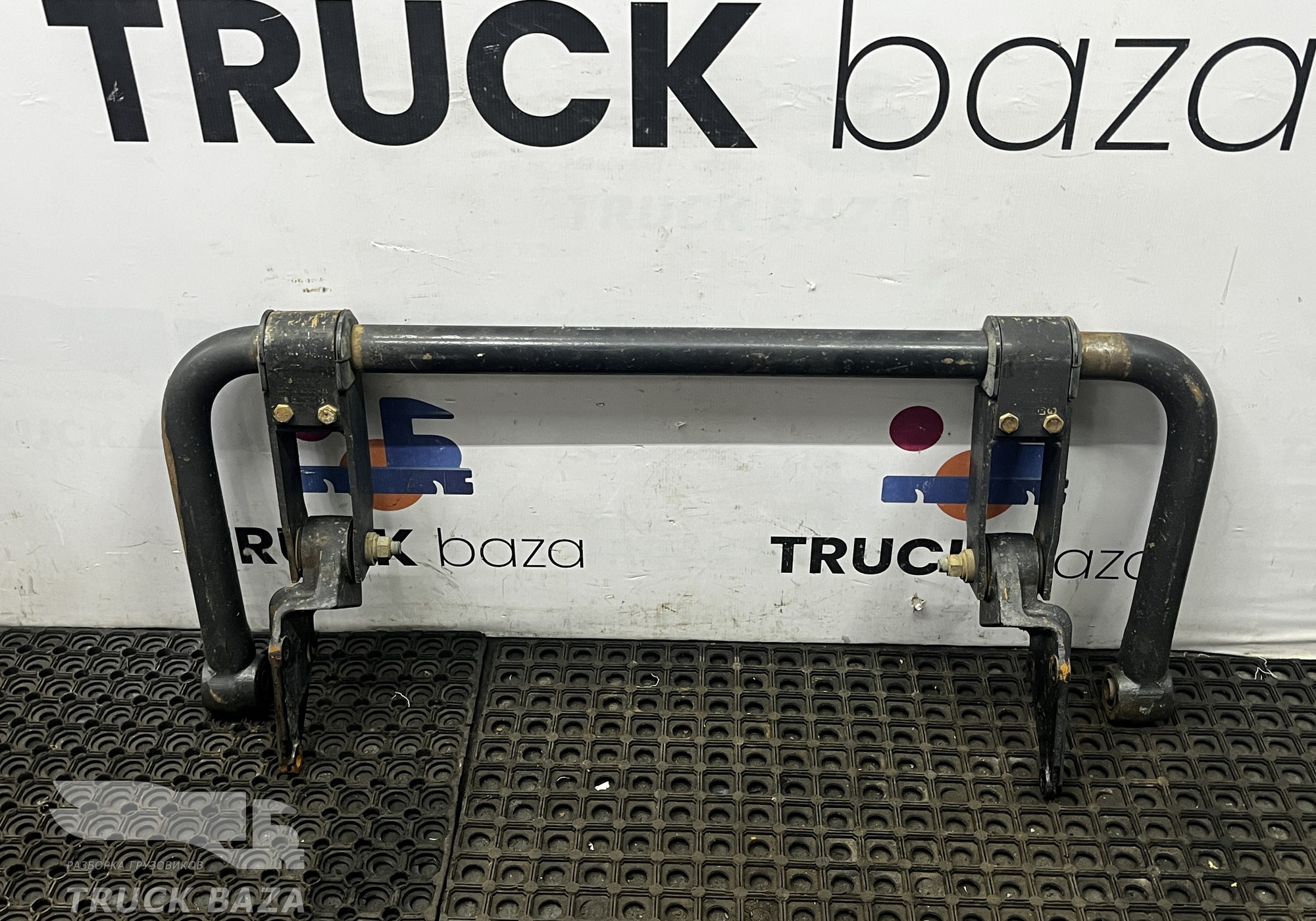 DZ9100681015 Стабилизатор задний для Shacman X3000