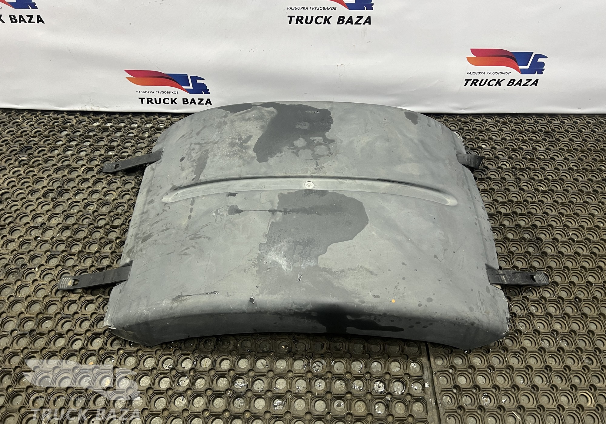 81664106606 Крыло заднее верхняя часть