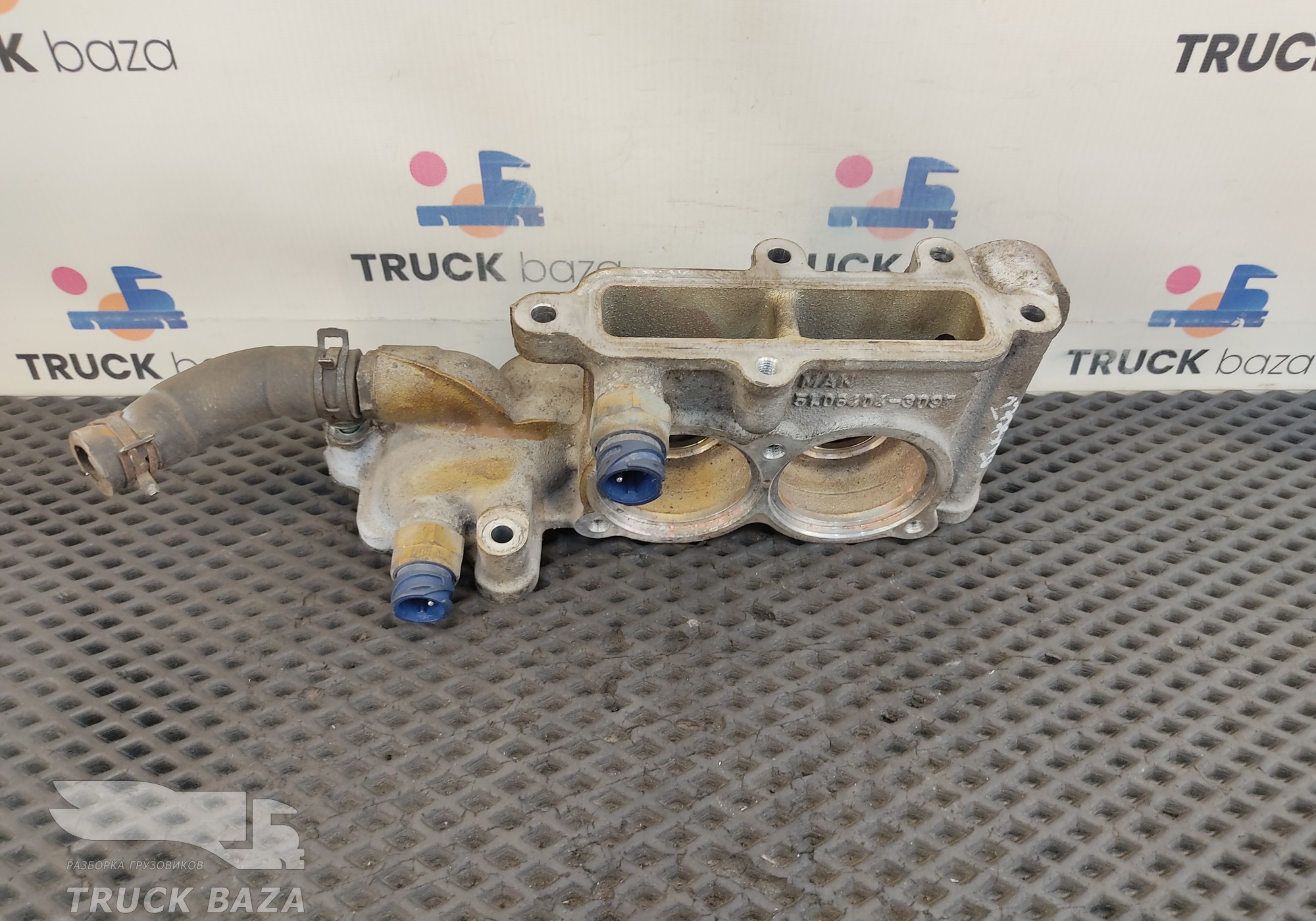 51064043097 Корпус термостата для Man TGX II (с 2012)