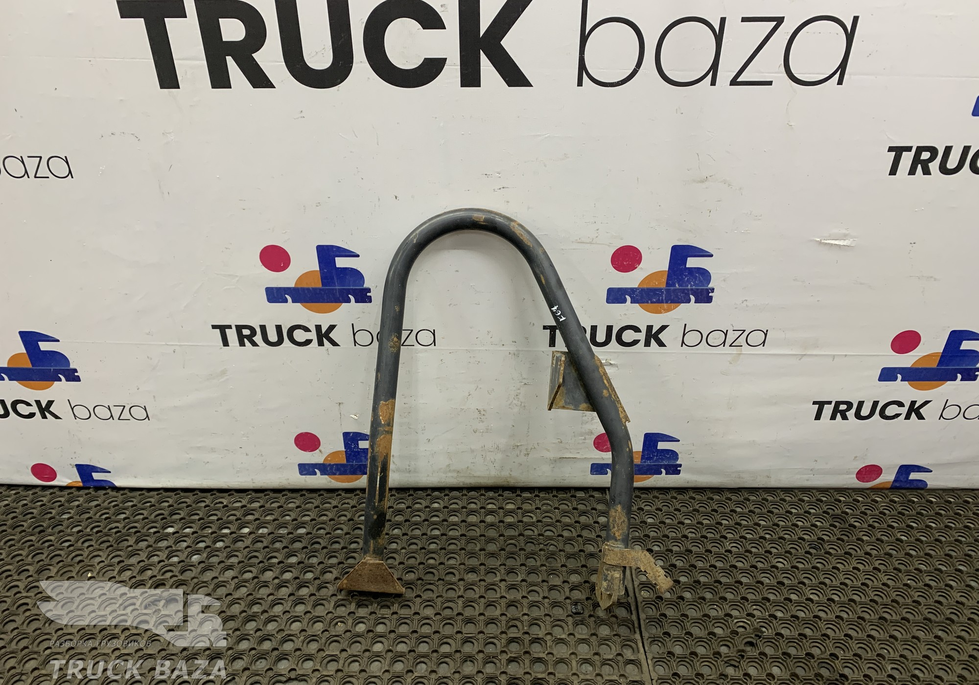 54908404524 Поручень за кабиной для КАМАЗ 5490 (с 2013)