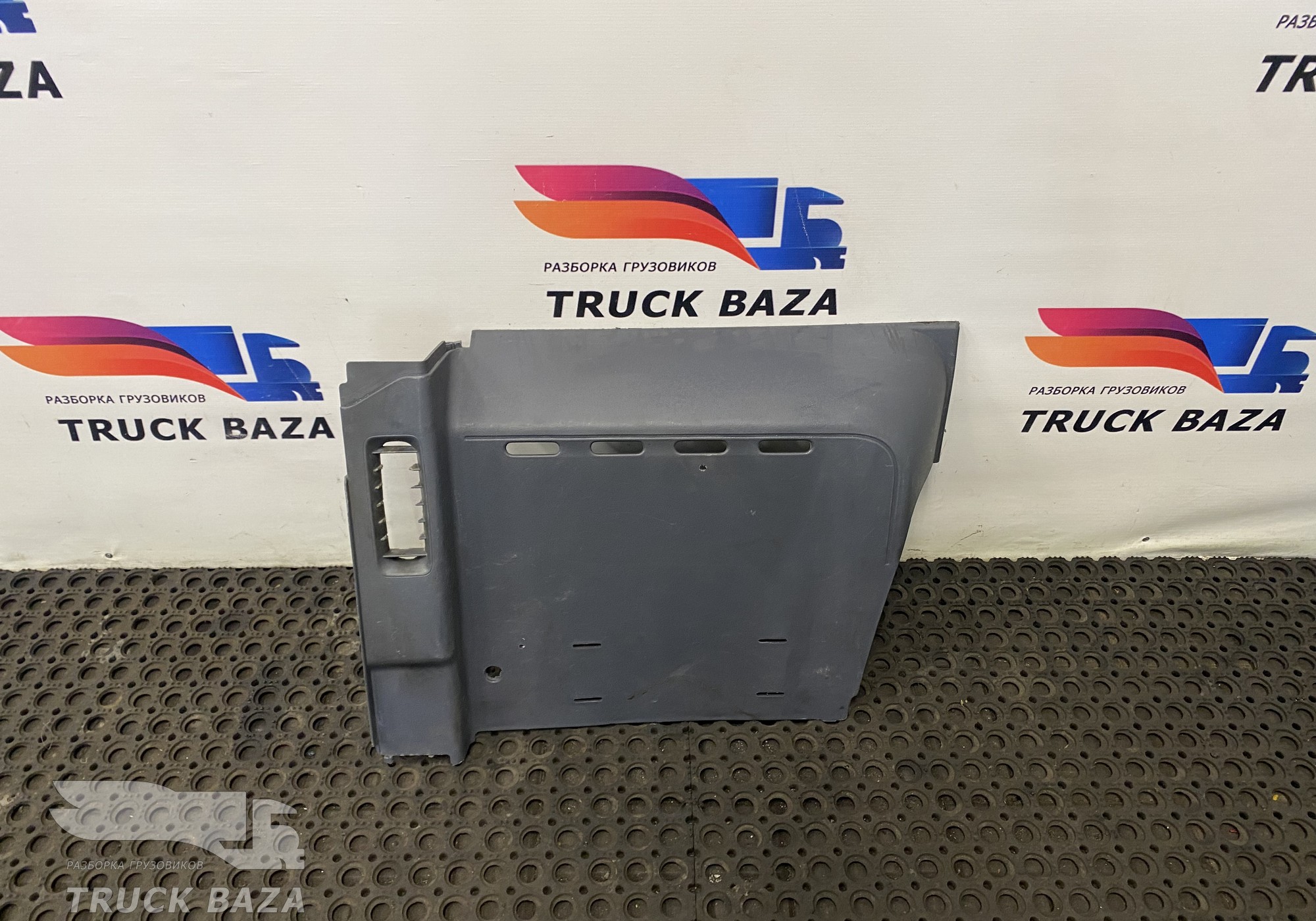 1778786 Панель спальника правая для Scania 5-series T (с 2004 по 2016)