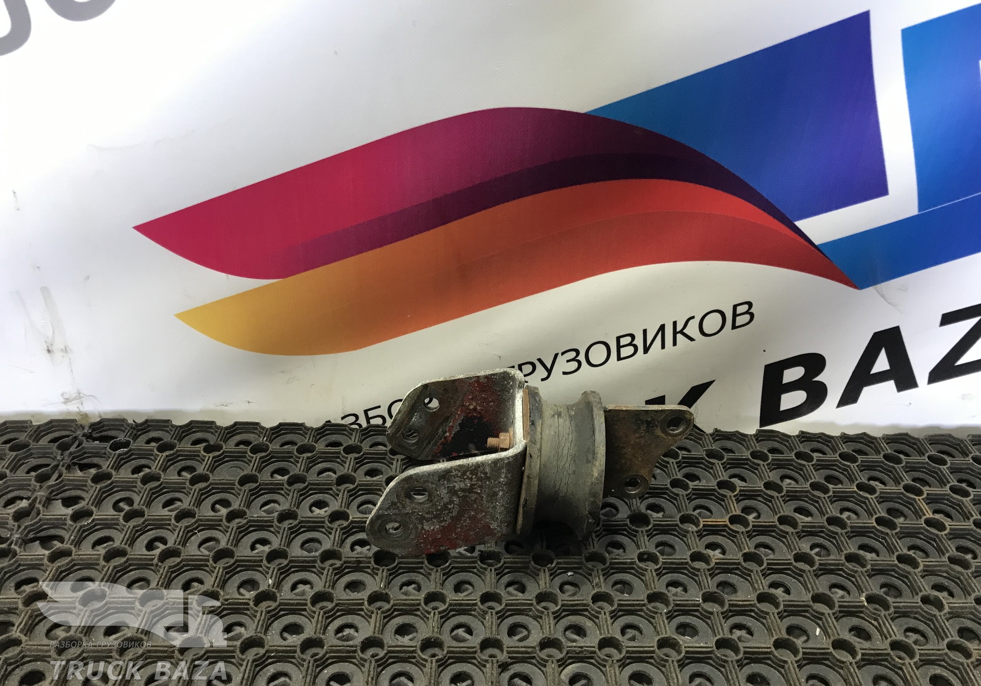 1614600 Подушка КПП для Volvo F F12 (с 1977 по 1994)