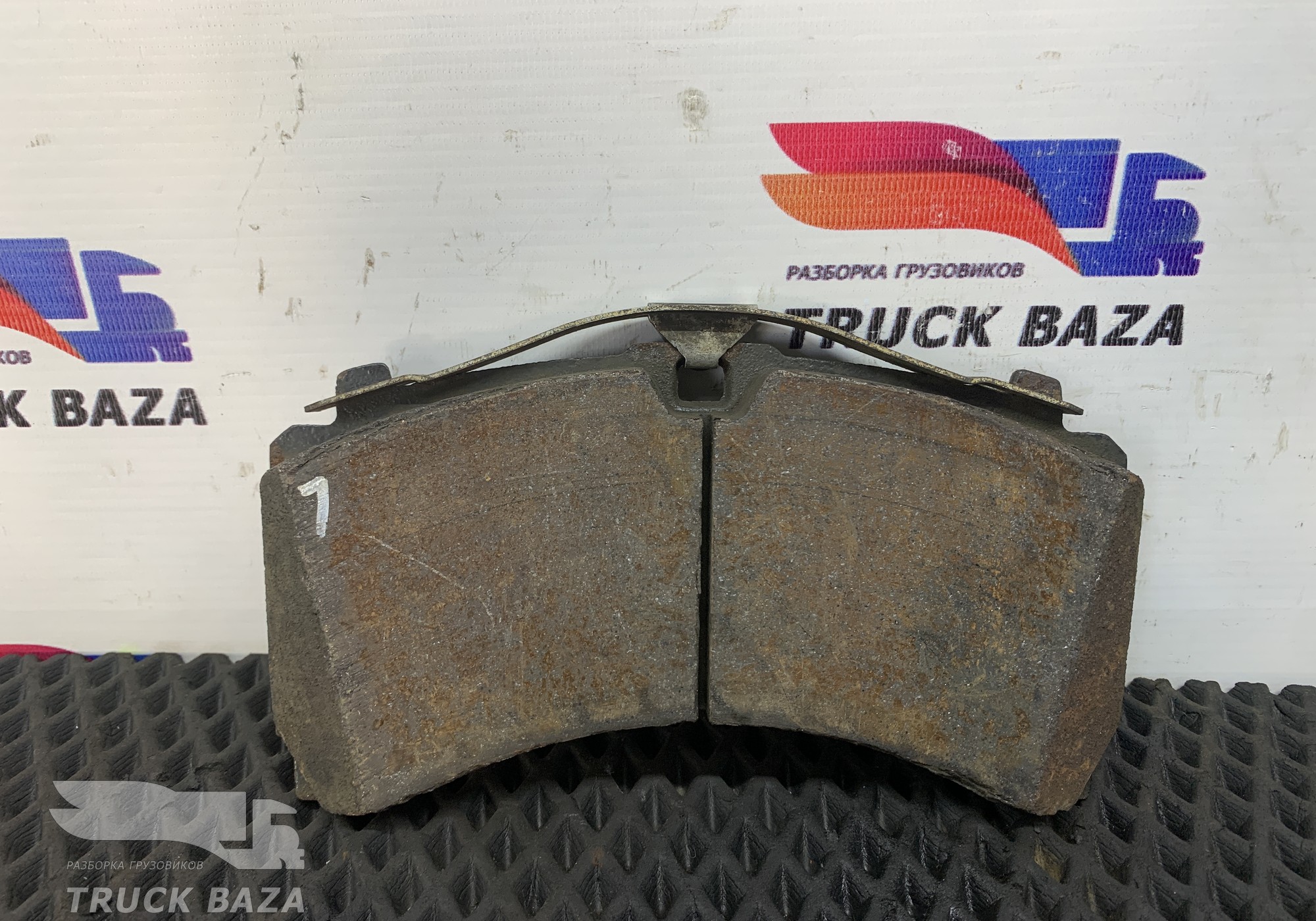 A0014236410 Колодки тормозные для Mercedes-Benz Axor