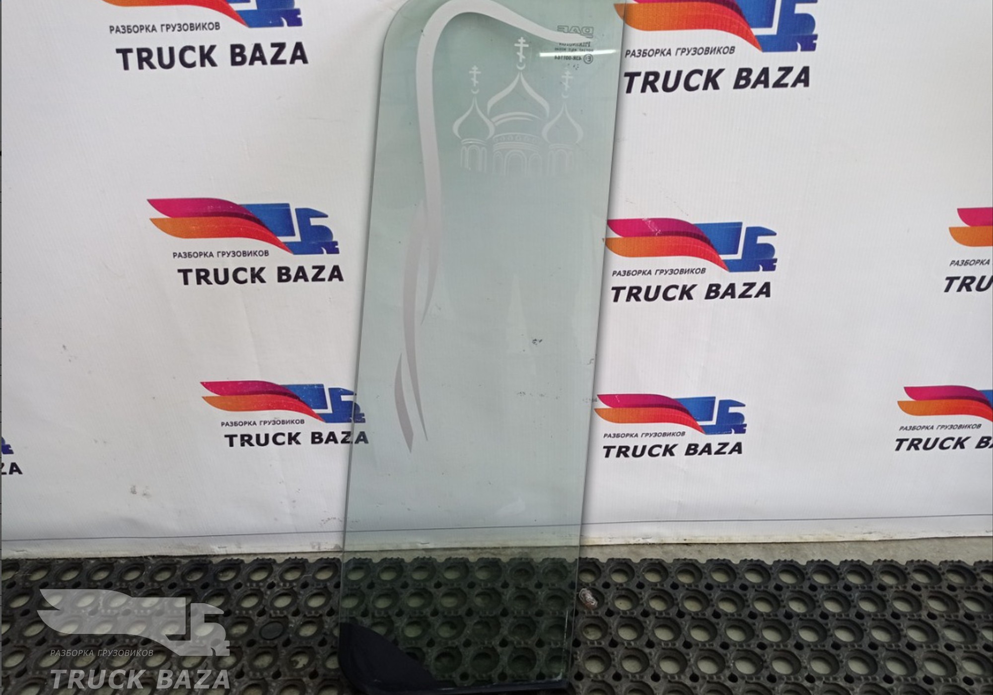 1676966 Форточка двери правой для Daf XF105 (с 2005)