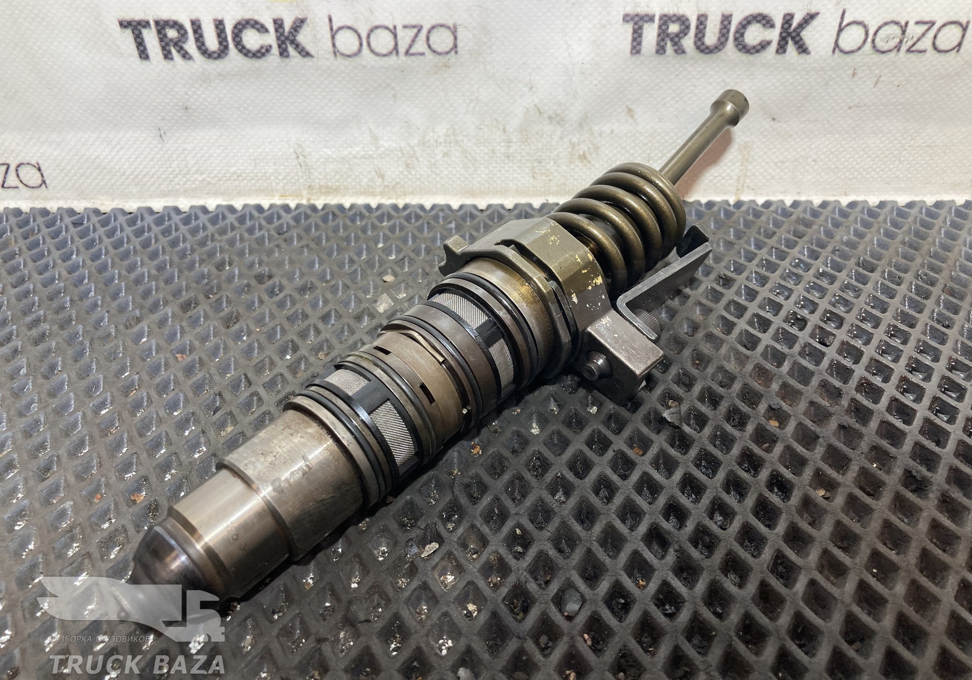 4088665 Форсунка топливная Cummins для Volvo VNL