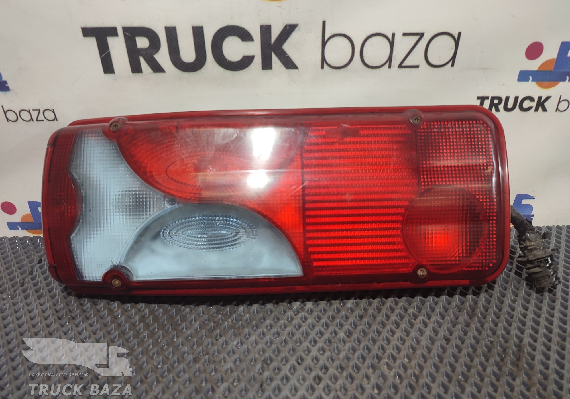 81252256544 Фонарь задний для Man