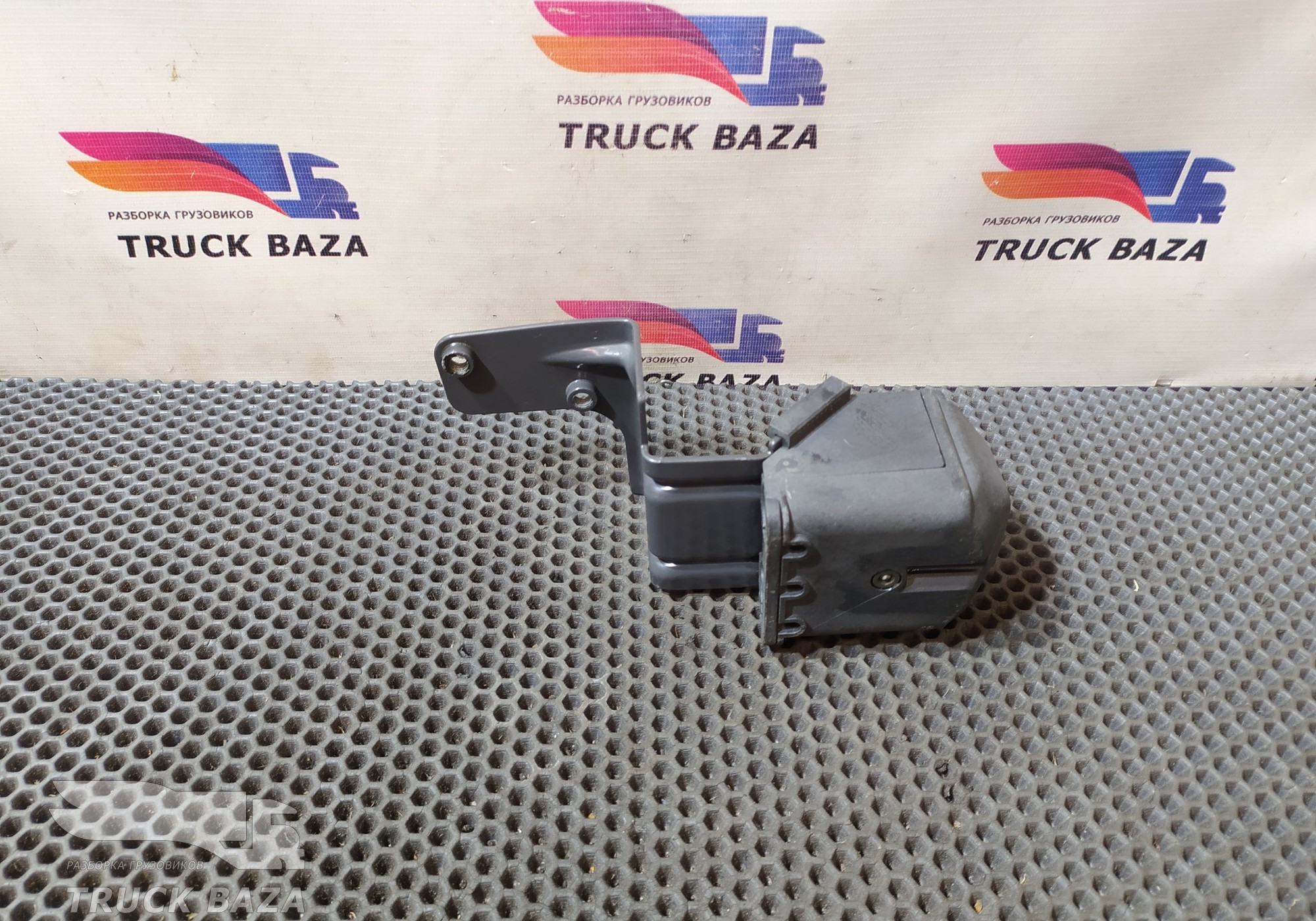 22039479 Коробка распределительная для Volvo FM III (с 2013)