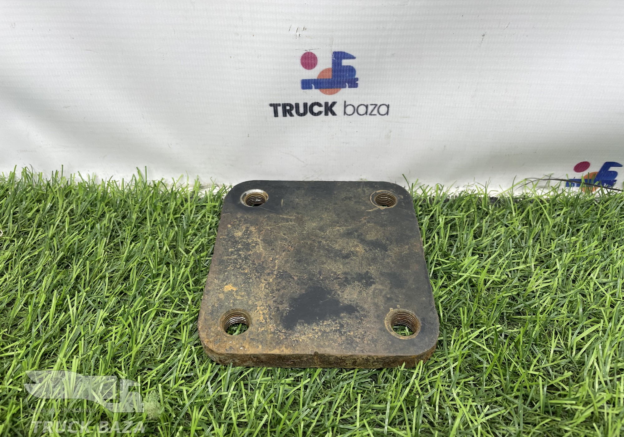 54902809045 Пластина усилителя бампера