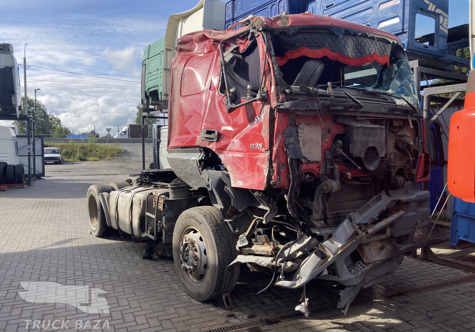 Mercedes-Benz Axor III 2012 г. в разборе