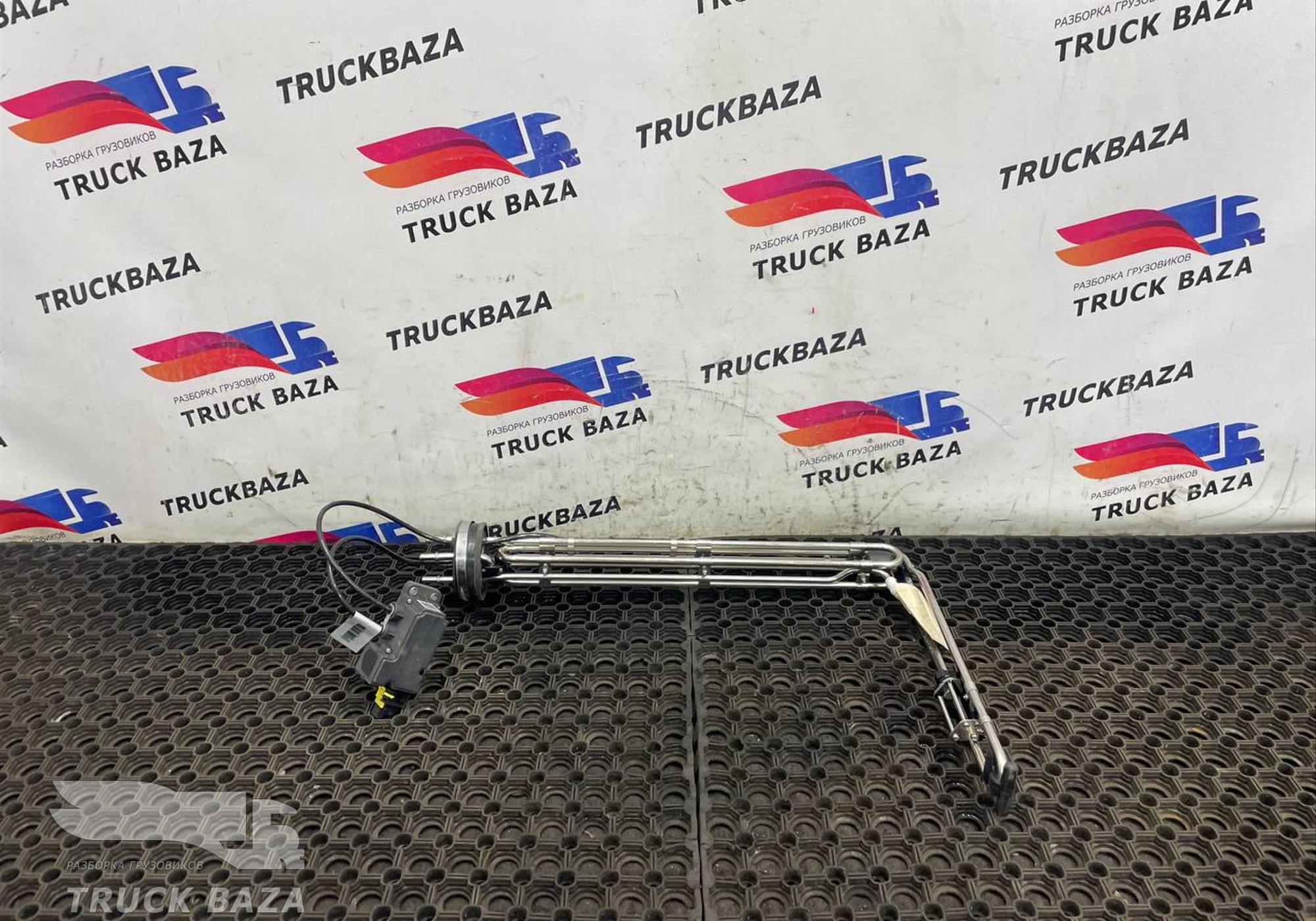 81154086034 Датчик уровня AdBlue для Man TGX II (с 2012)