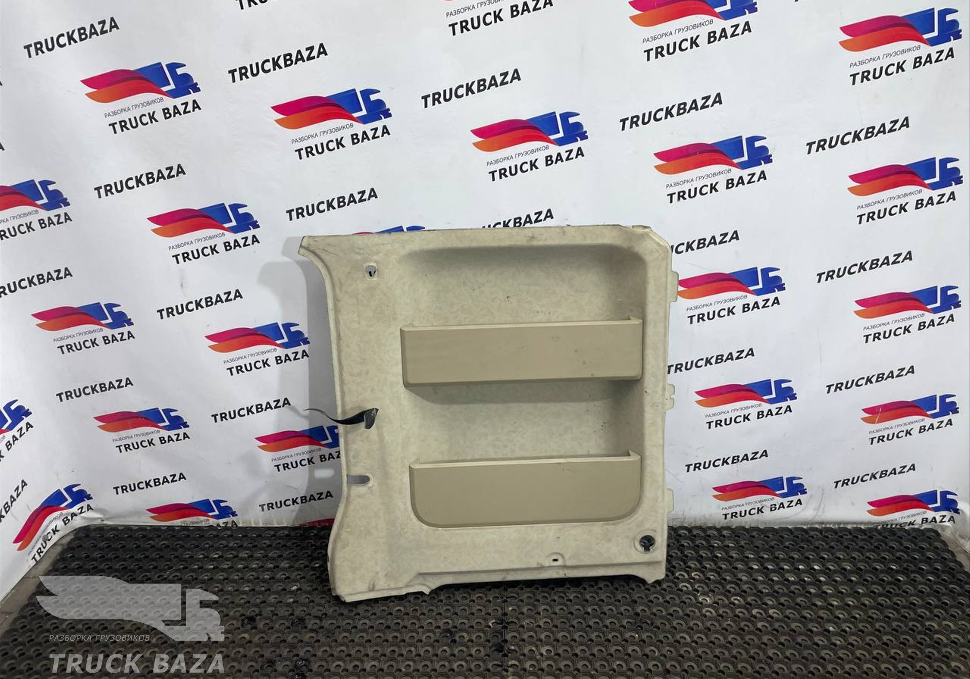 9606900526 Обшивка салона правая для Mercedes-Benz Actros New Actros MP4 (с 2011)