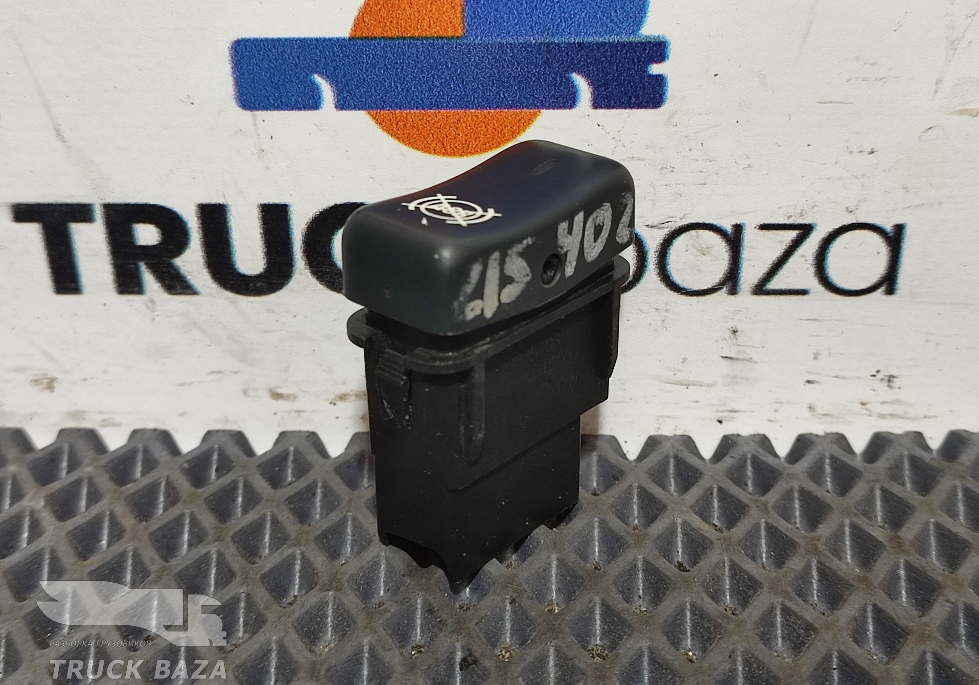 81255030255 Кнопка освещения для Man TGA (с 2000 по 2007)