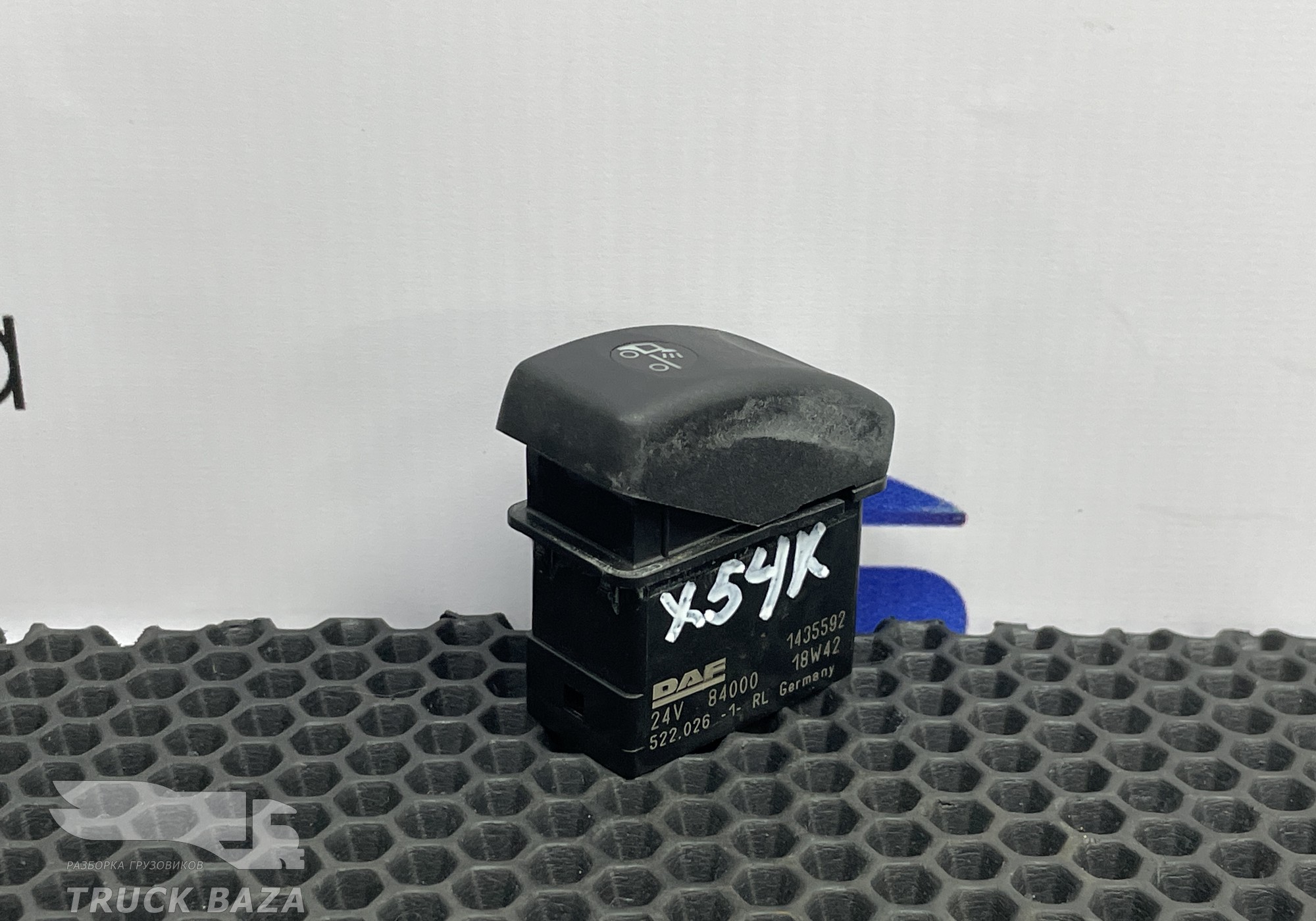 1435592 Кнопка света фар за кабину для Daf XF105