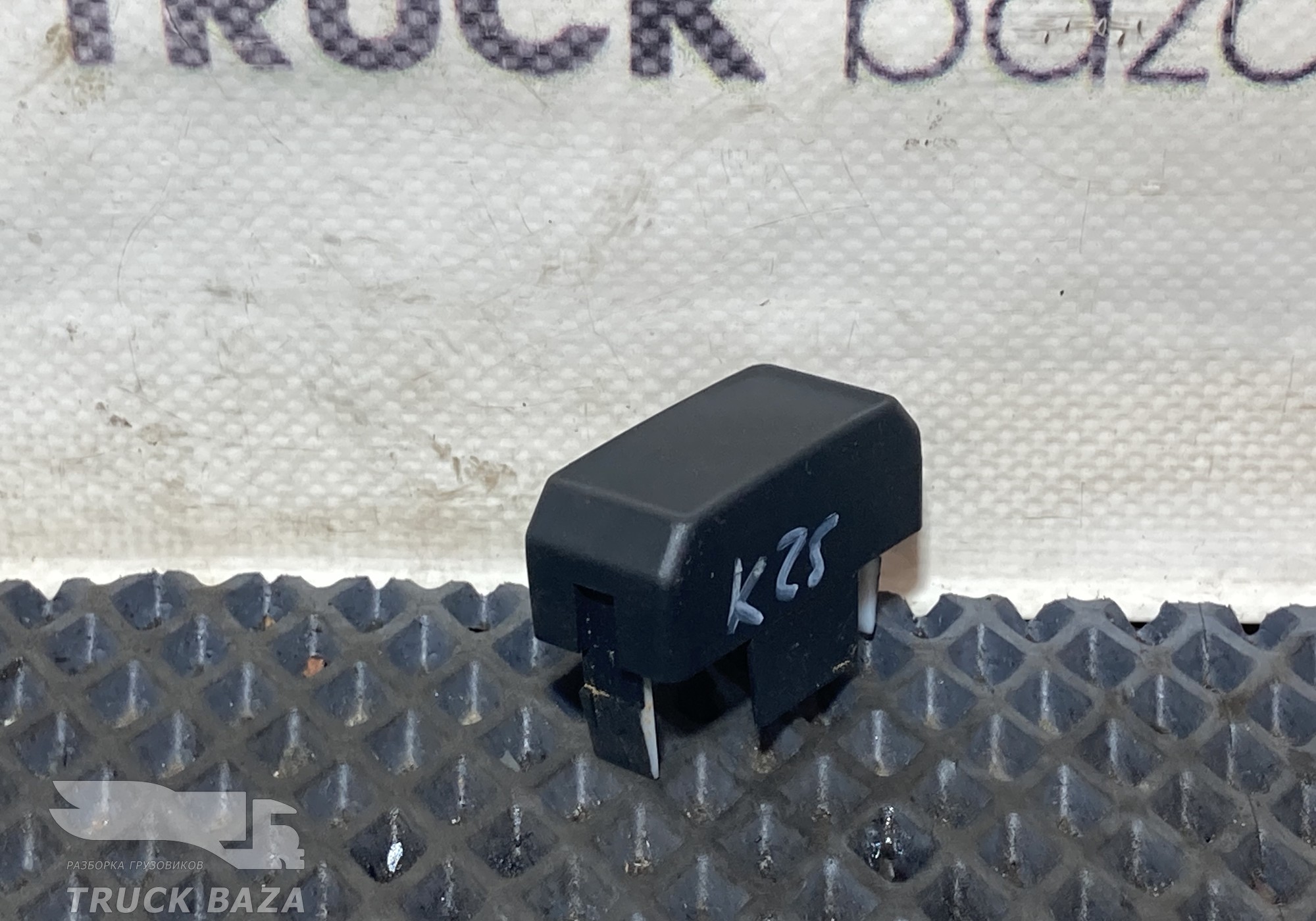 Заглушка кнопки для КАМАЗ 54901