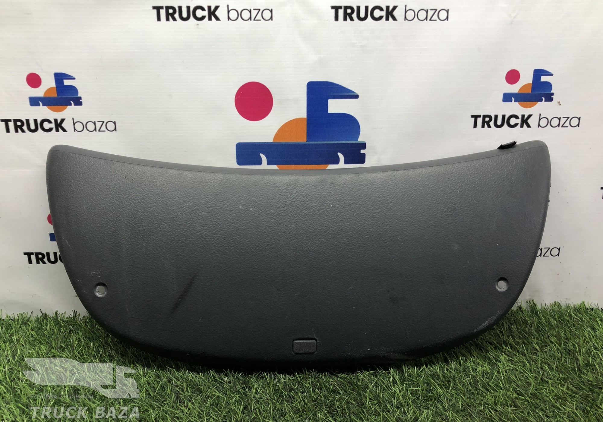 1728031 Накладка торпедо