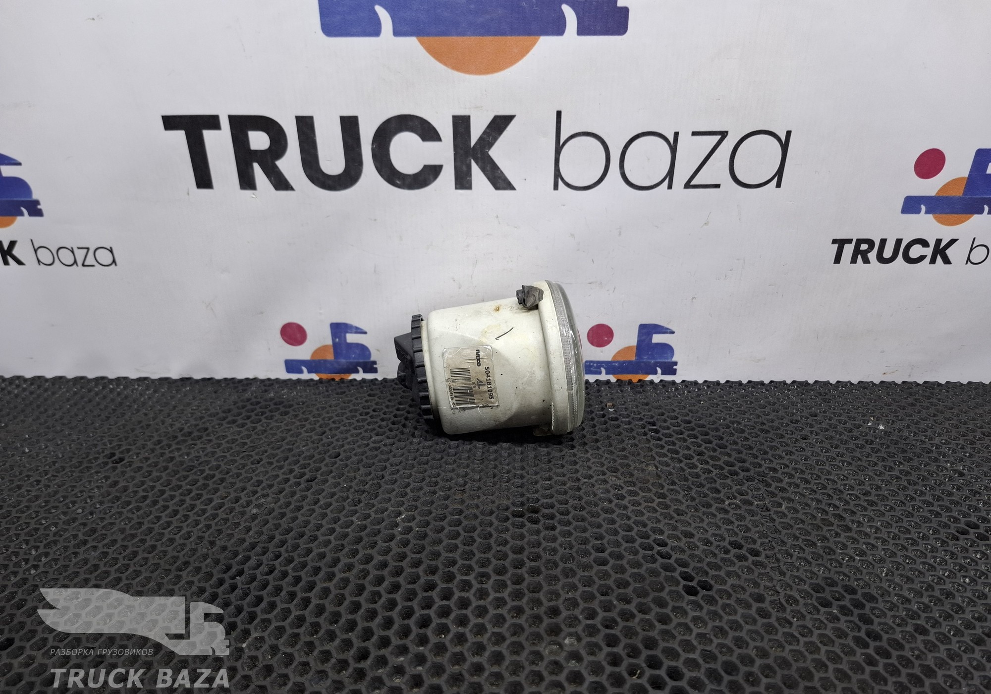 504181095 Фара противотуманная для Iveco EuroCargo