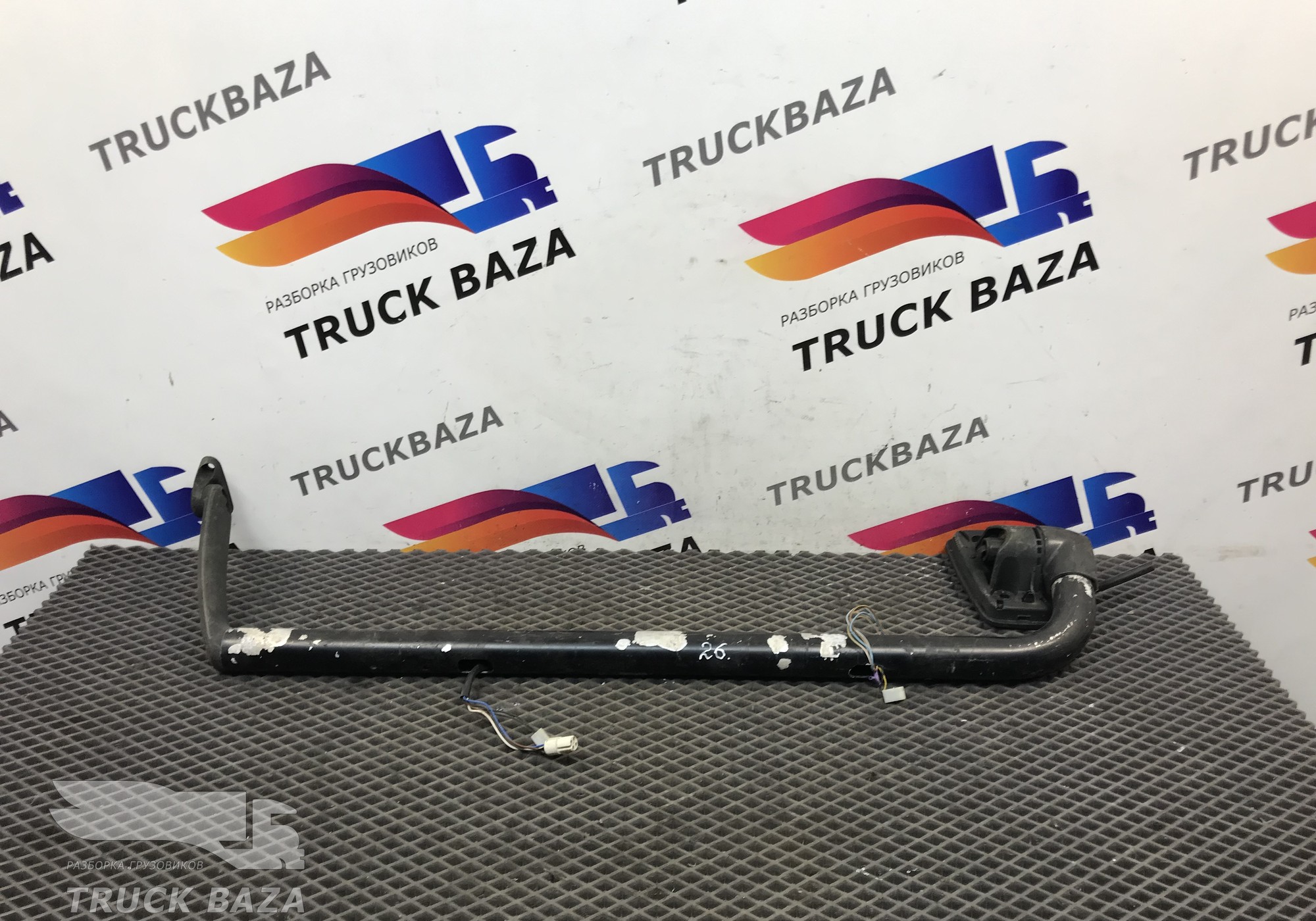 1685324 Кронштейн зеркала левый для Daf