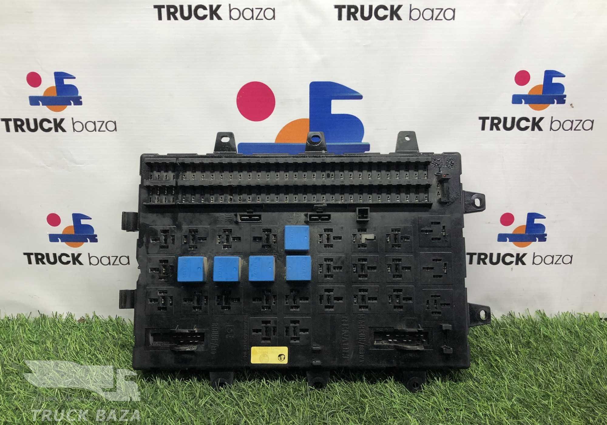 5010428876 Блок предохранителей для Renault Magnum III E-tech (с 2001 по 2005)