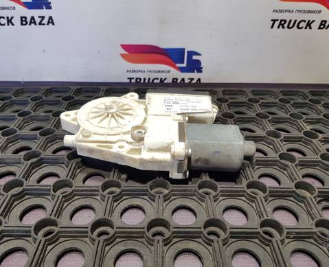 1779722 Моторчик стеклоподъемника правый для Daf