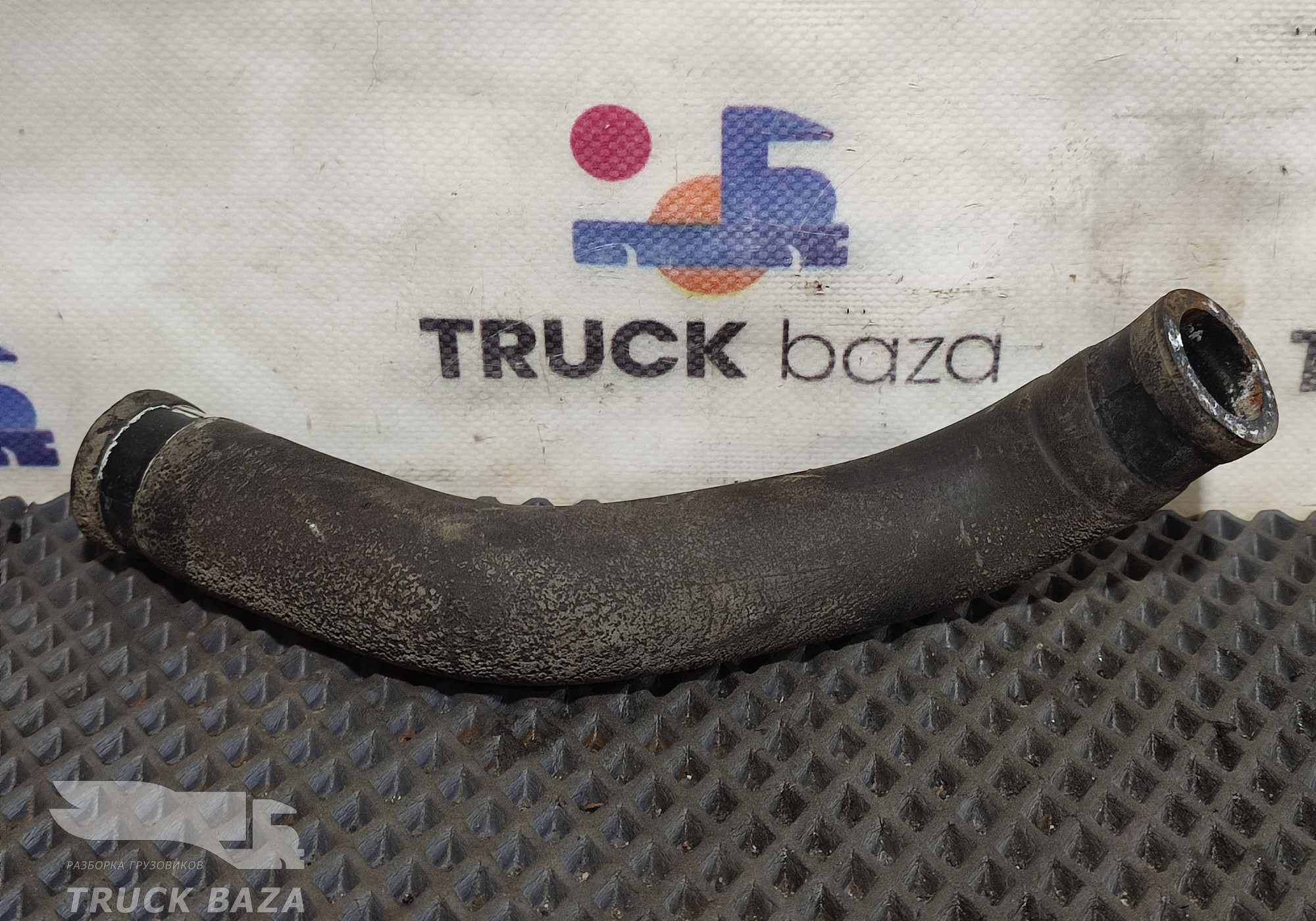 1856602 Патрубок радиатора