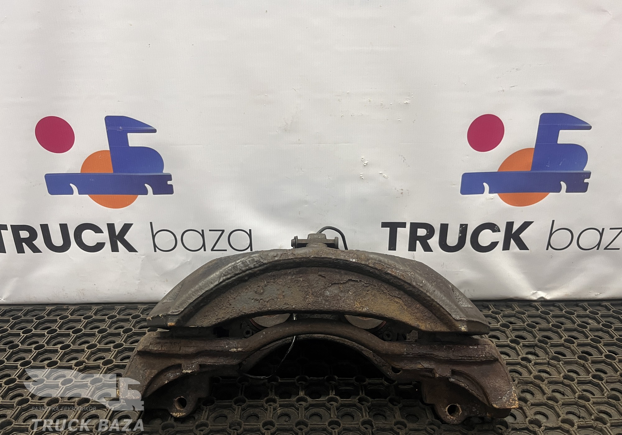 0004202702 Суппорт задний левый для Mercedes-Benz Axor II (с 2004 по 2010)
