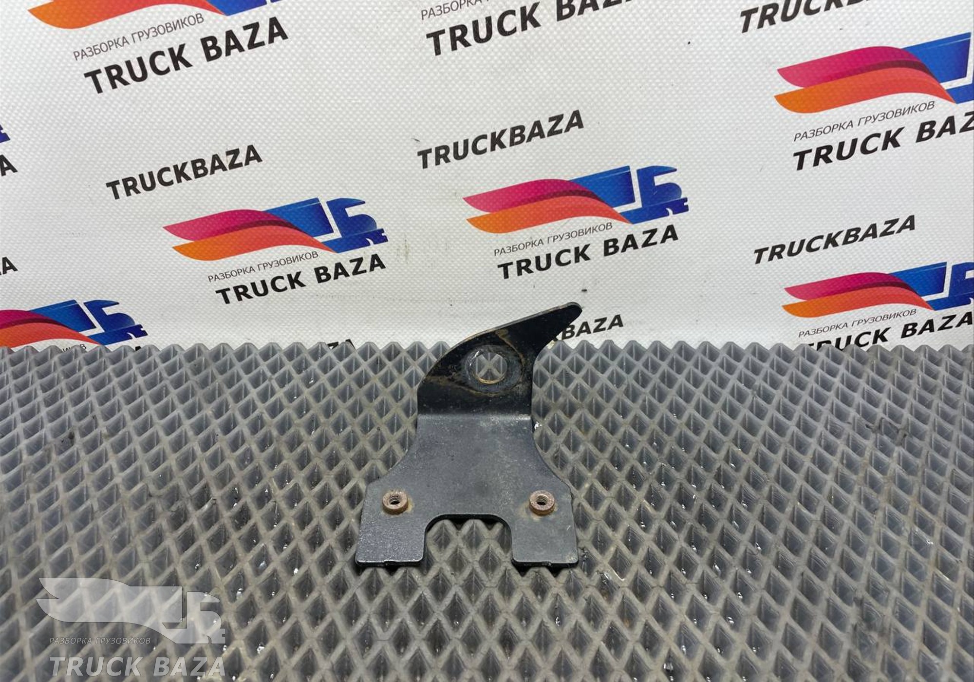 81517155092 Кронштейн тормозных трубок для Man TGX TG3 (с 2020)