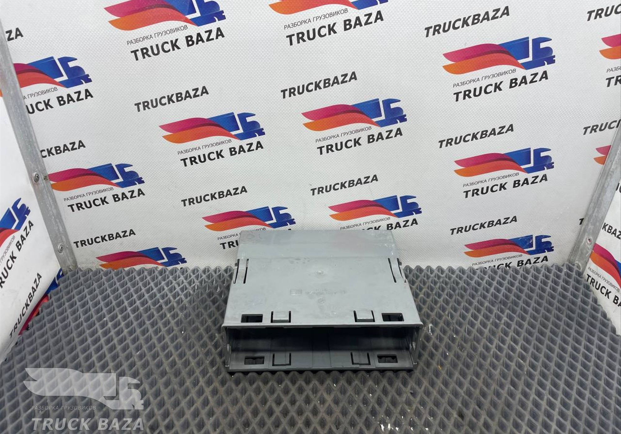 A9438400024 Рамка верхней консоли для Mercedes-Benz Actros MP3 (с 2008)