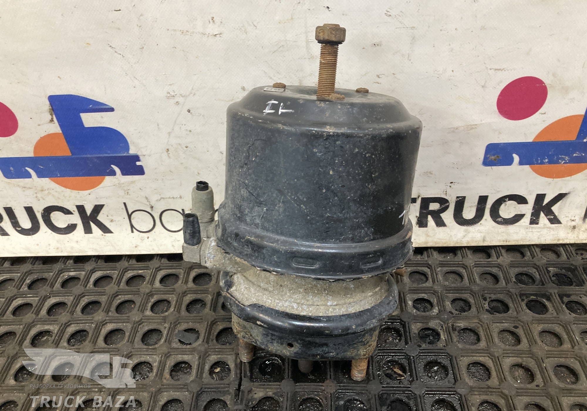 A0214202218 Энергоаккумулятор тормозной