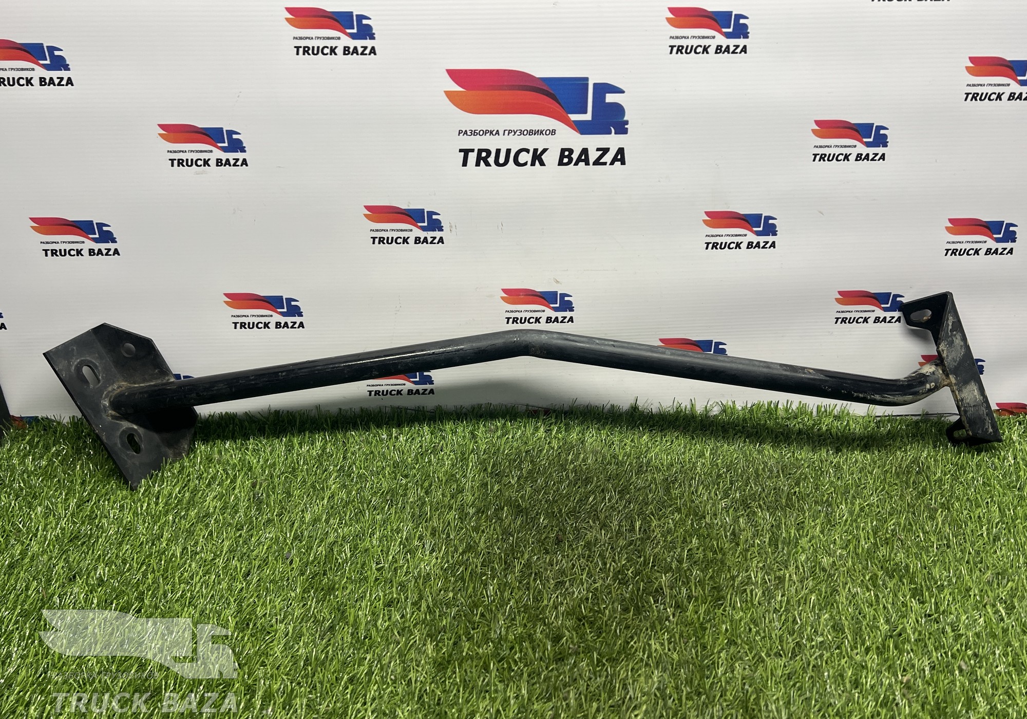 1292819 Кронштейн подножки правый для Daf XF105 (с 2005)