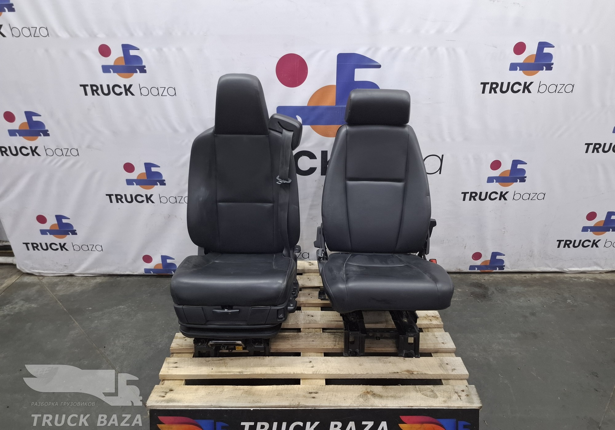 2499398 Комплект сидений для Scania