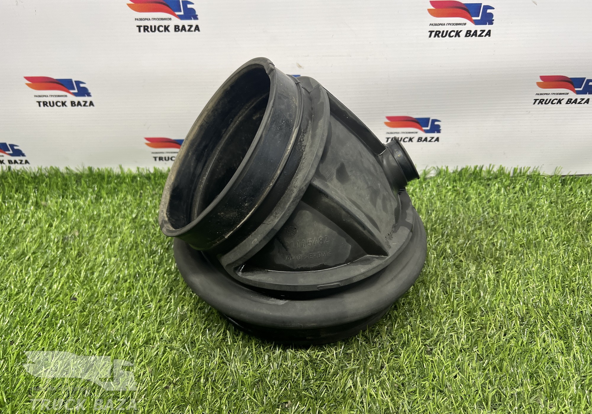 21115482 Патрубок воздушного фильтра