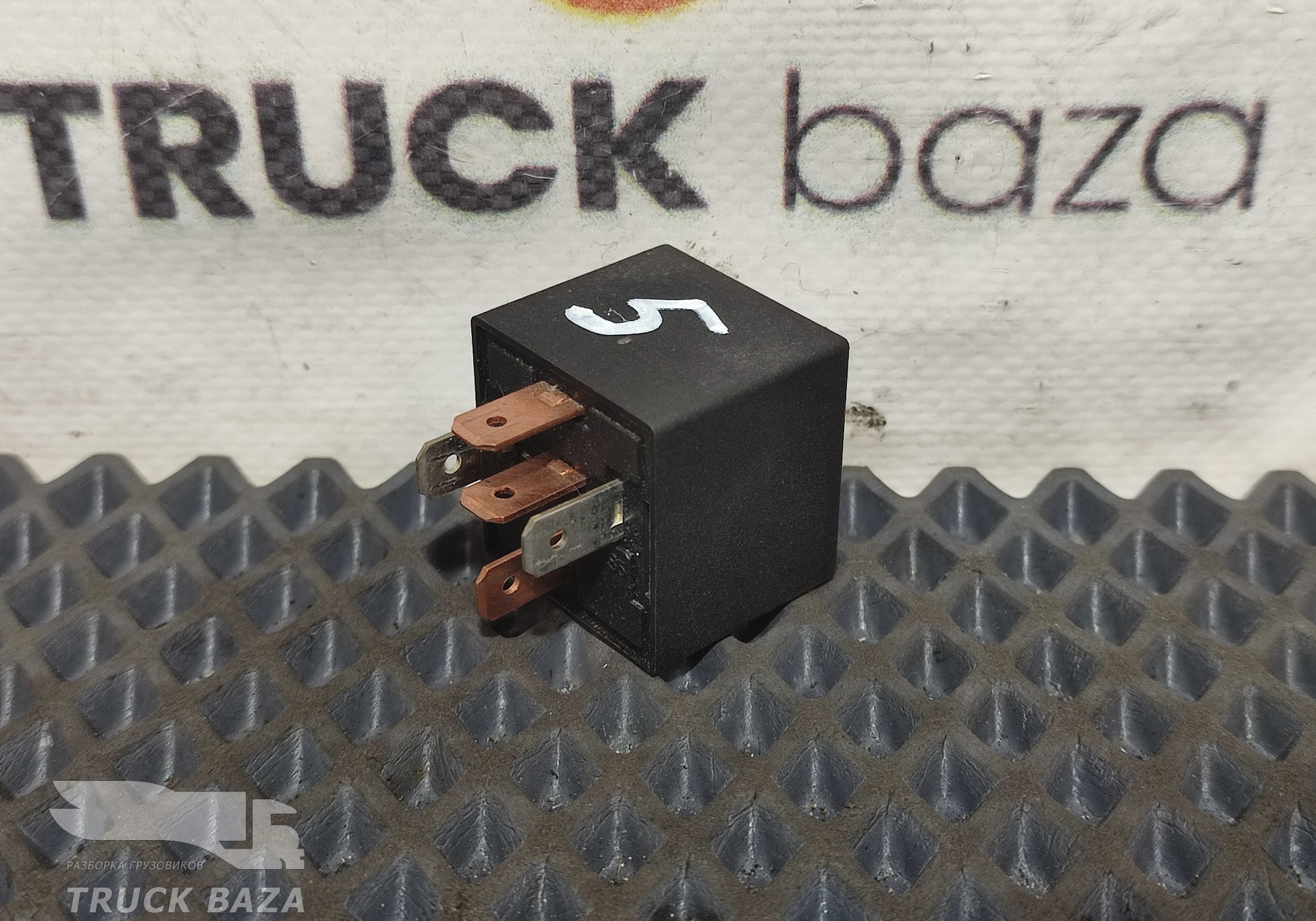 481377701 Реле 24V для КАМАЗ 54901