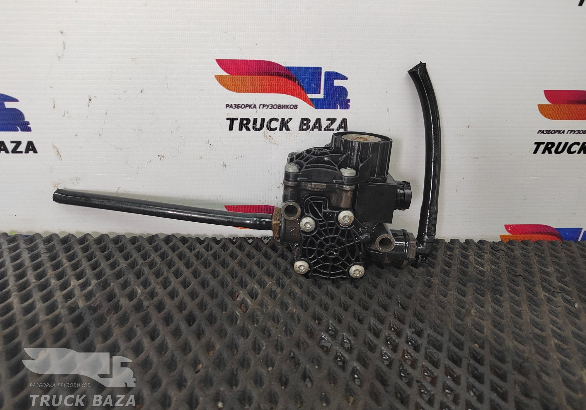 81524526039 Кран ABS для Renault