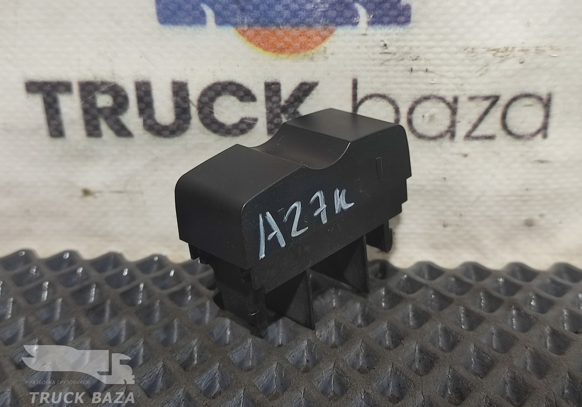 9435450003 Заглушка кнопки для Mercedes-Benz Actros MP3 (с 2008)