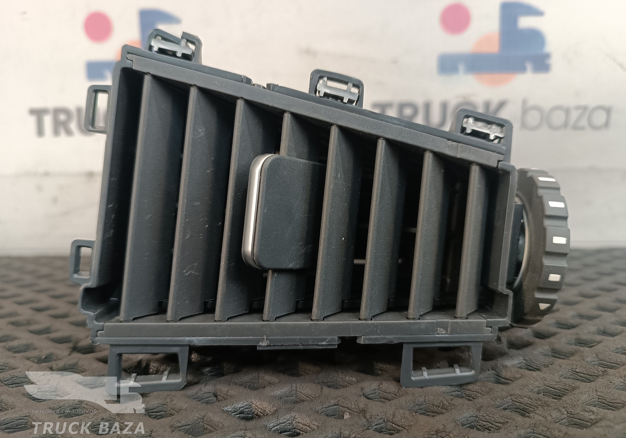 Дефлектор воздушный для DongFeng GX DFH4180