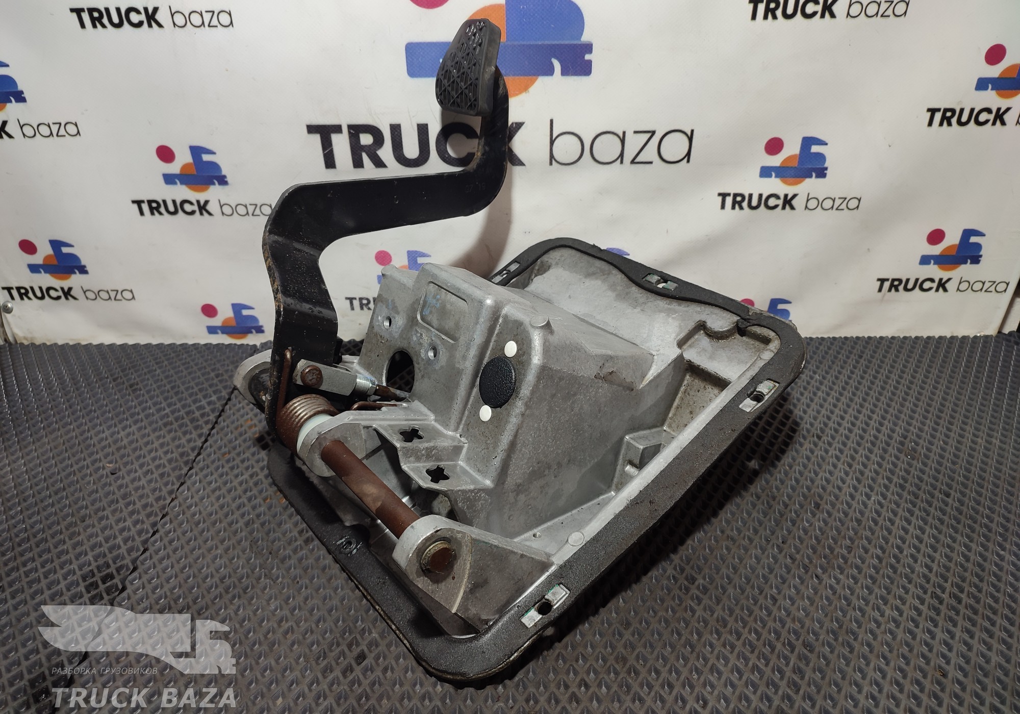 9402940701 Блок педалей