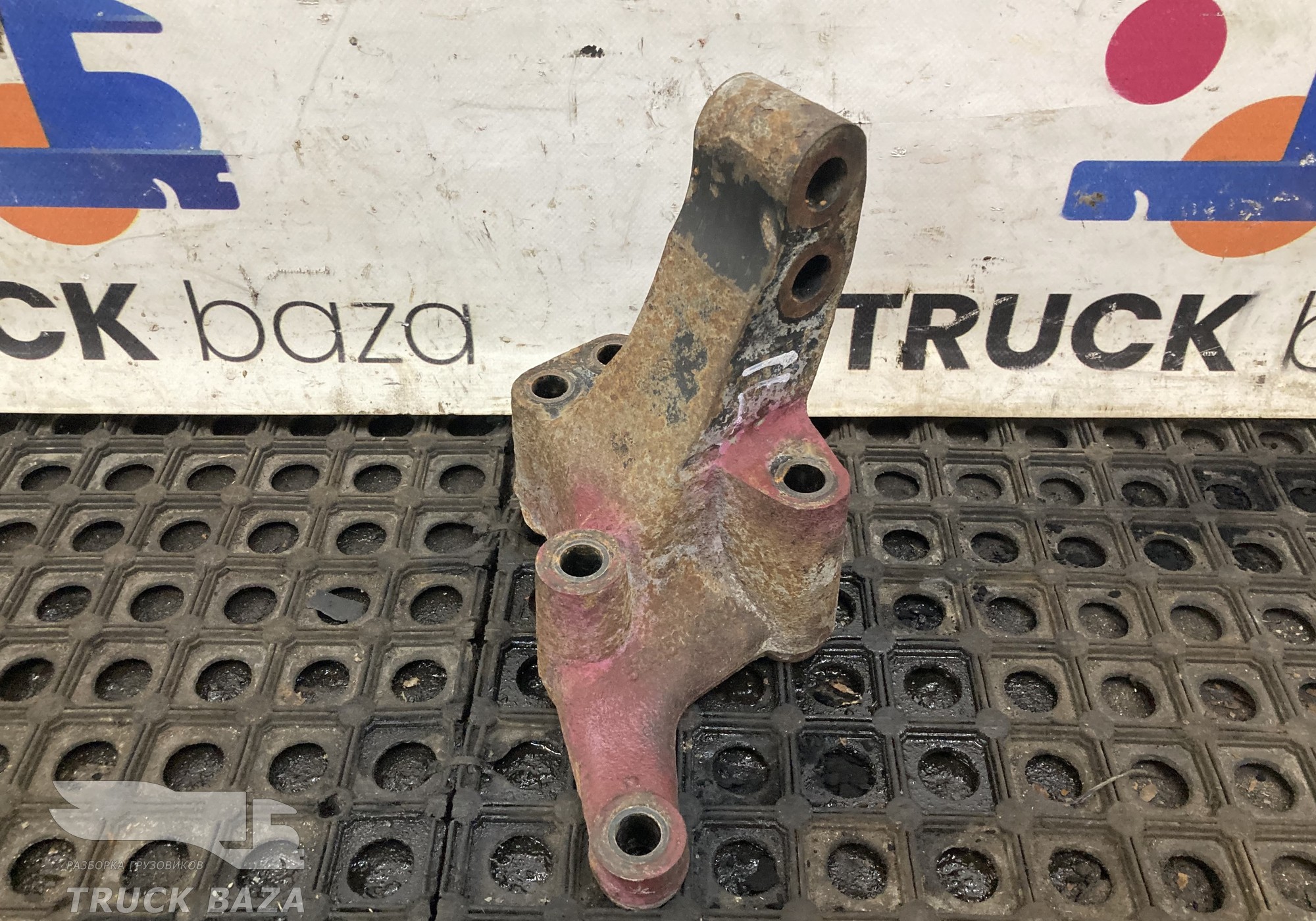 51415010149 Кронштейн двигателя задний правый для Man TGA