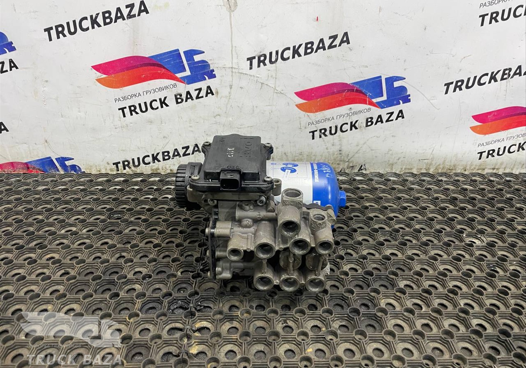 1913300 Осушитель пневматической системы для Daf XF106 (с 2012)