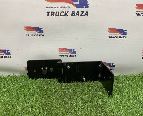 573371 Петля спальника нижняя для Renault T (с 2013)