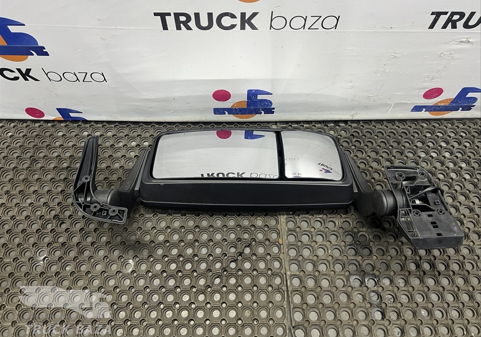 81637306531 Зеркало заднего вида боковое правое