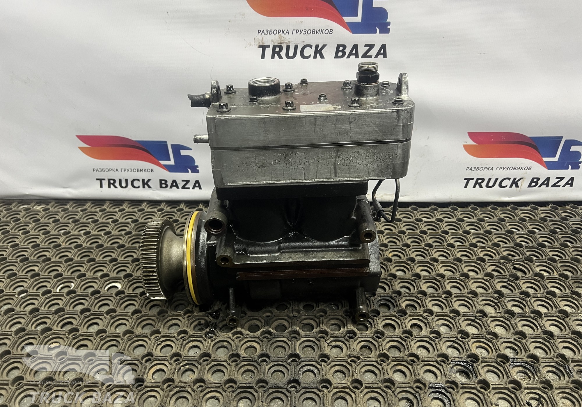 1696197 Компрессор воздушный для Daf XF105 (с 2005)