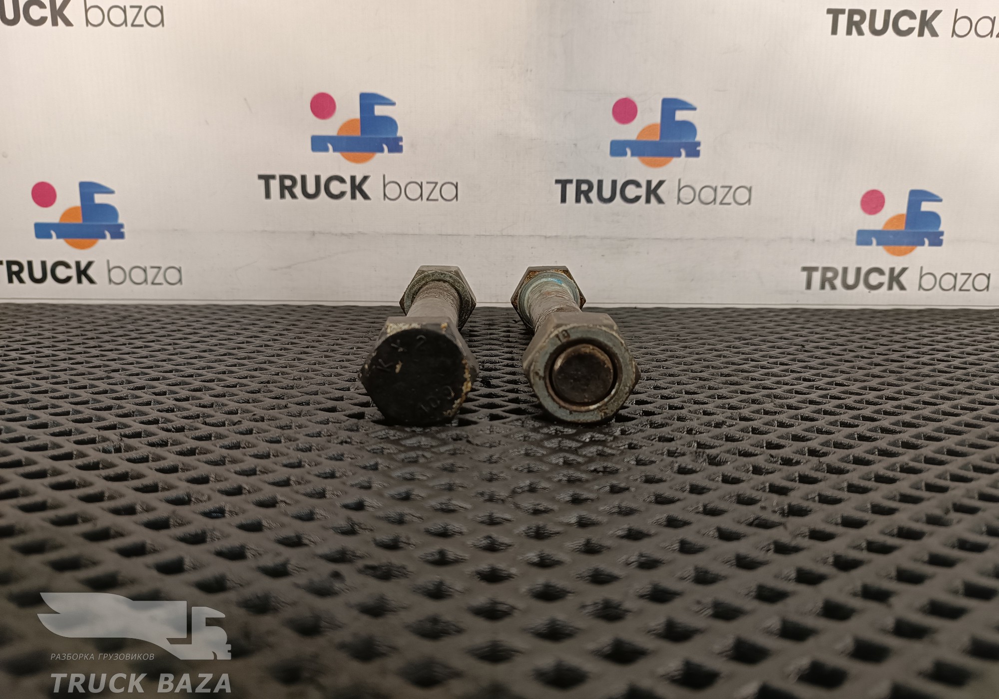 308765024014 Комплект болтов рессоры для Mercedes-Benz Actros MP2 (с 2002 по 2008)