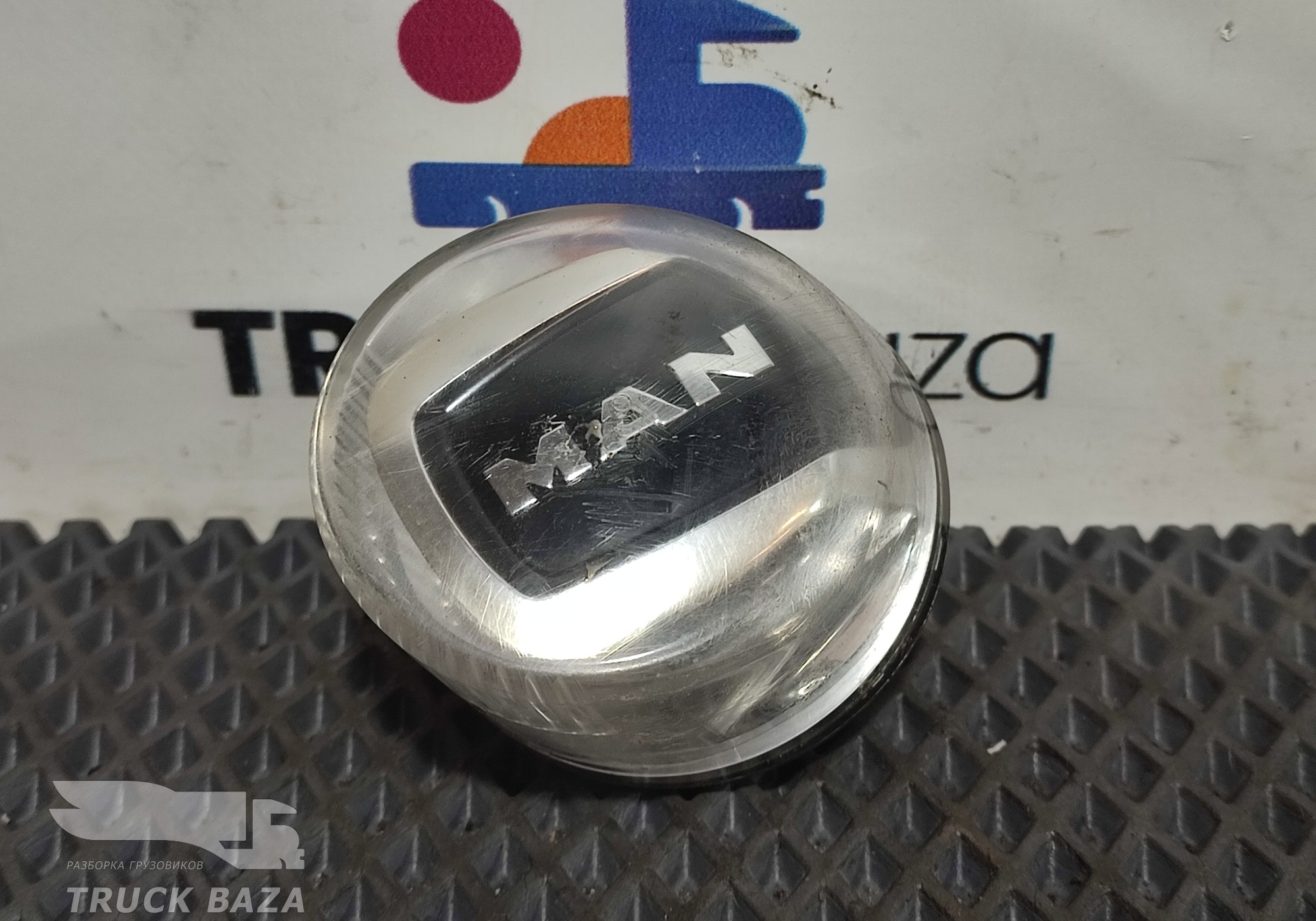 81253206136 Указатель поворота правый для Man TGX TG3 (с 2020)