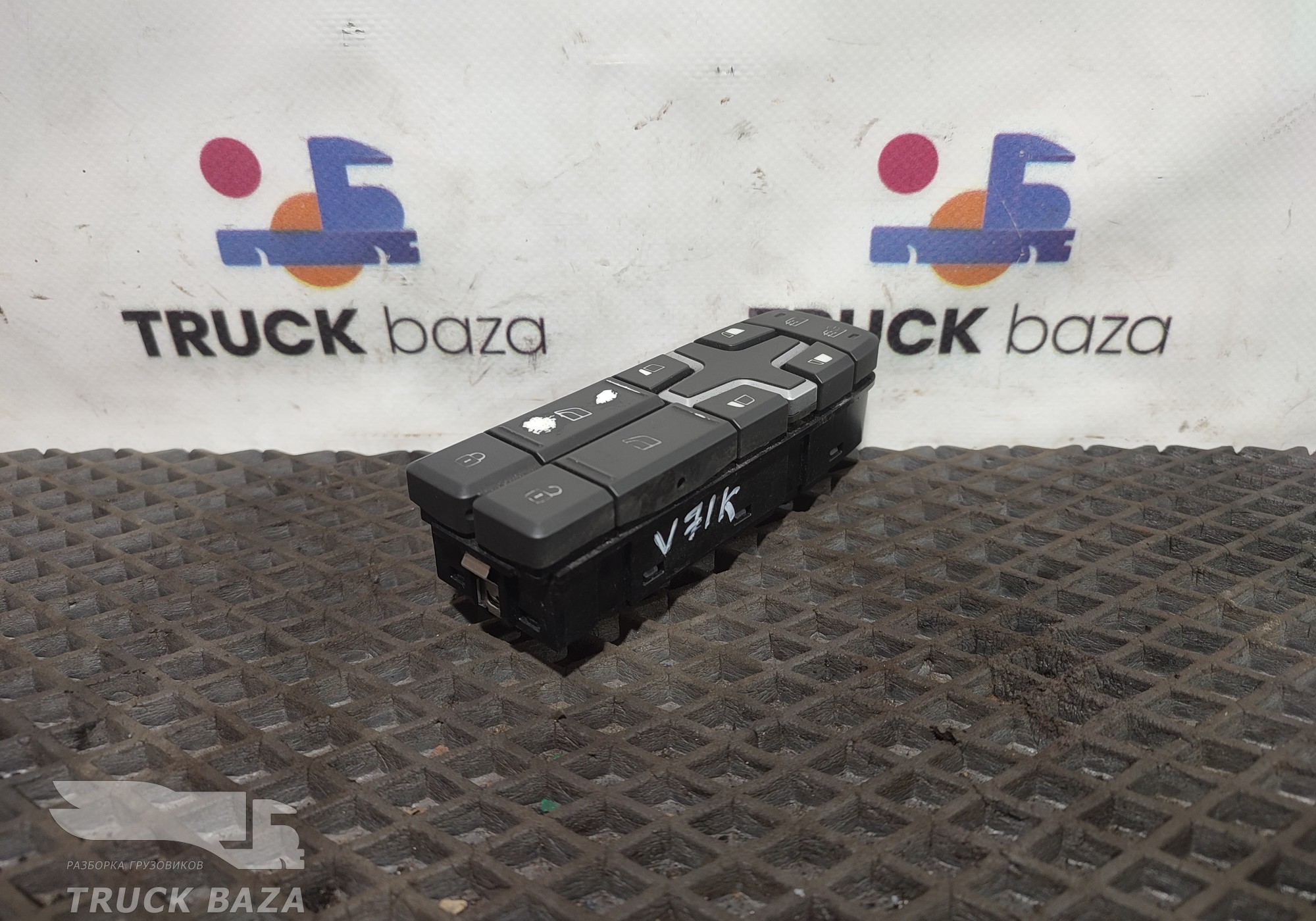 22154235 Блок управления стеклоподъемниками левый для Volvo FH 4 (с 2012)