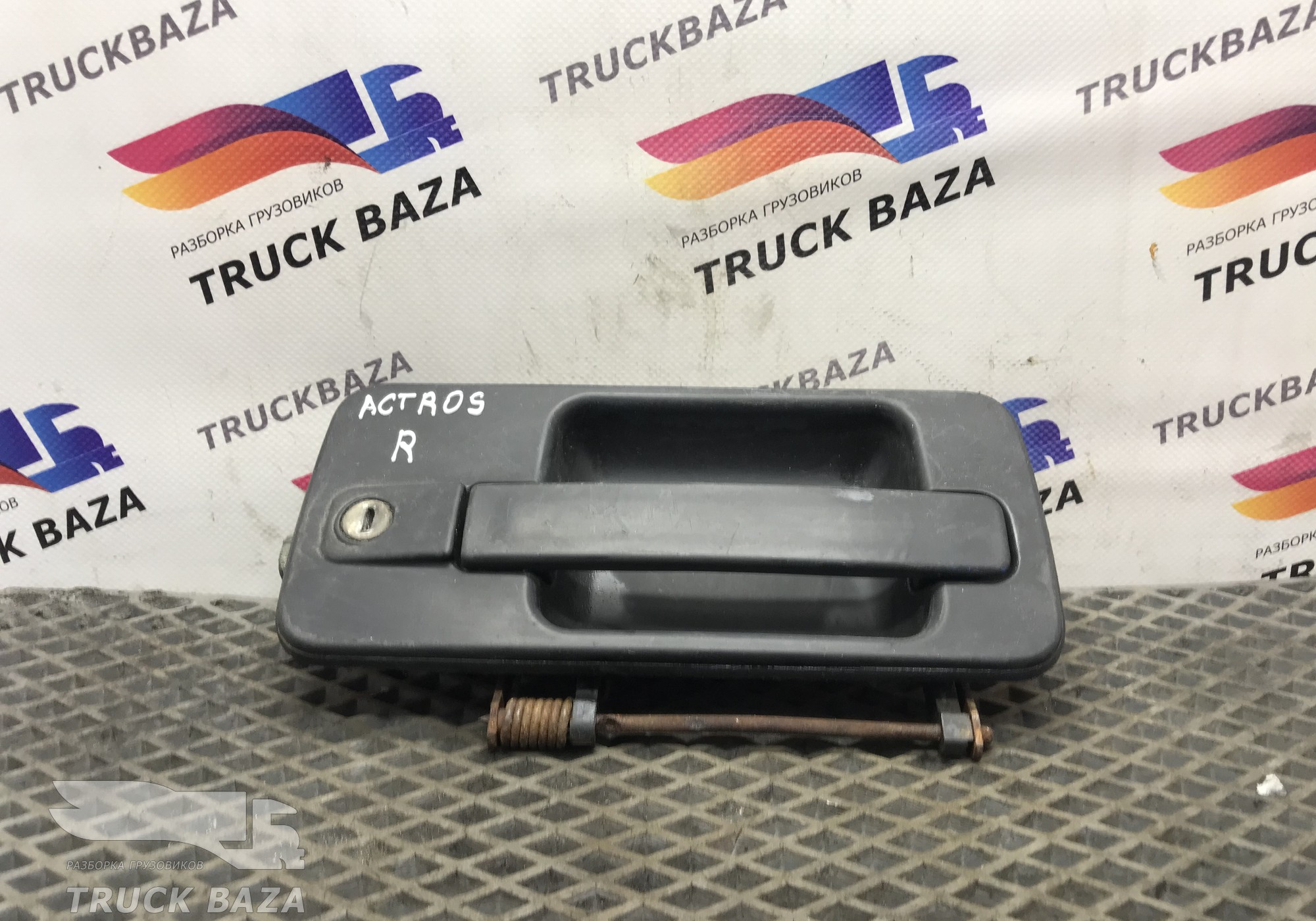 9417600559 Ручка двери наружная правая для Mercedes-Benz Axor II (с 2004 по 2010)