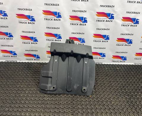 549018403123 Накладка подножки левой для КАМАЗ 54901