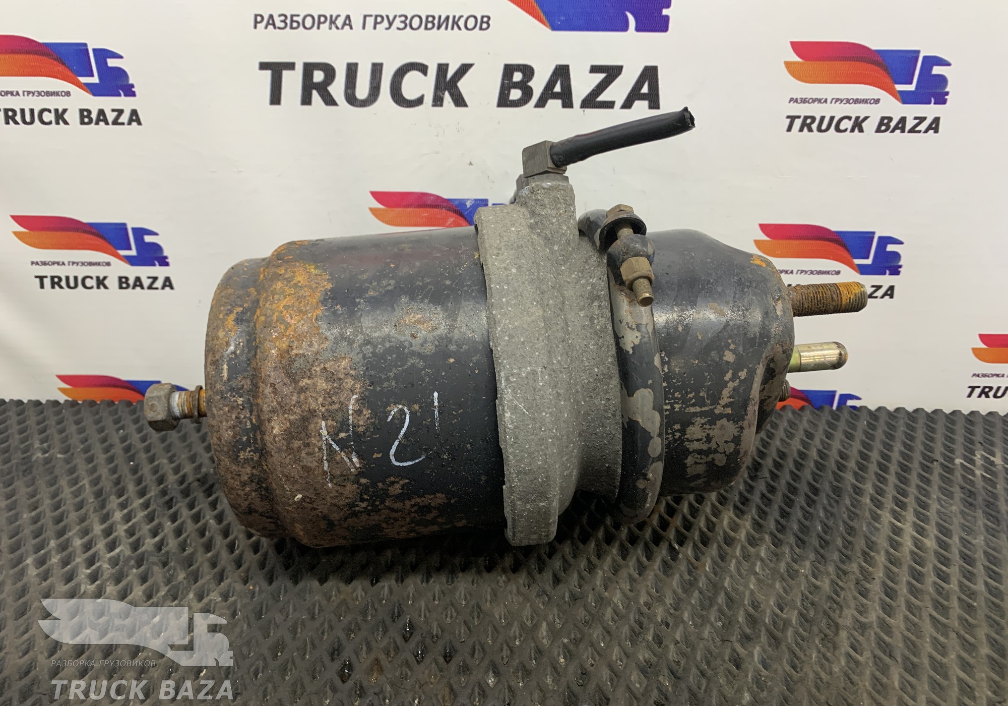 81504116015 Энергоаккумулятор тормозной задний для Mercedes-Benz Axor